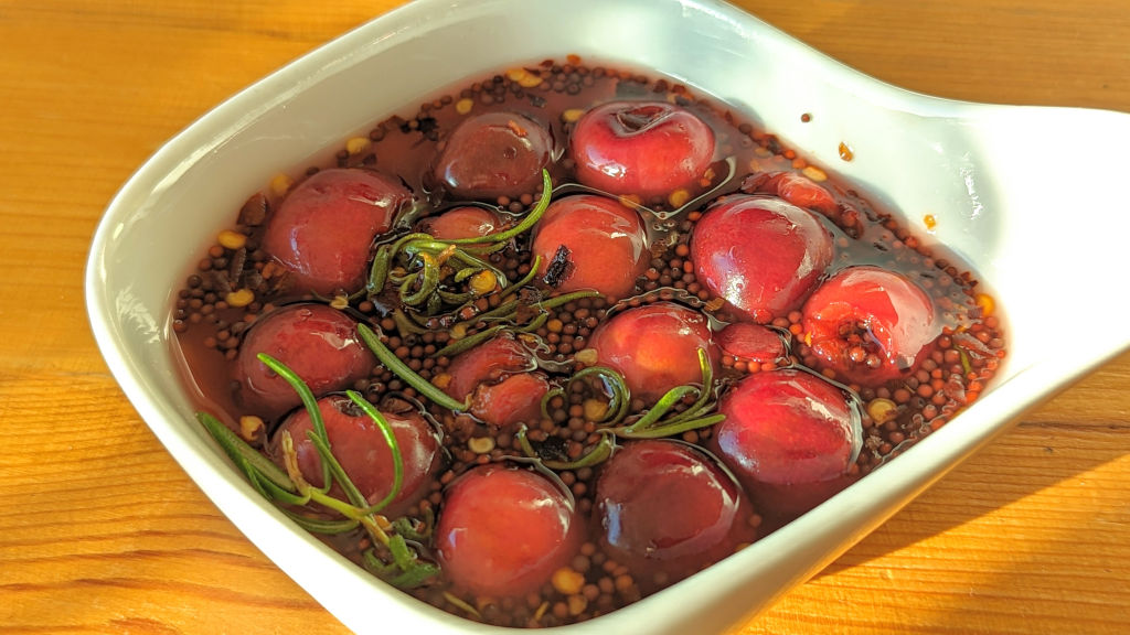 /food_images/pickled-cherries.jpg